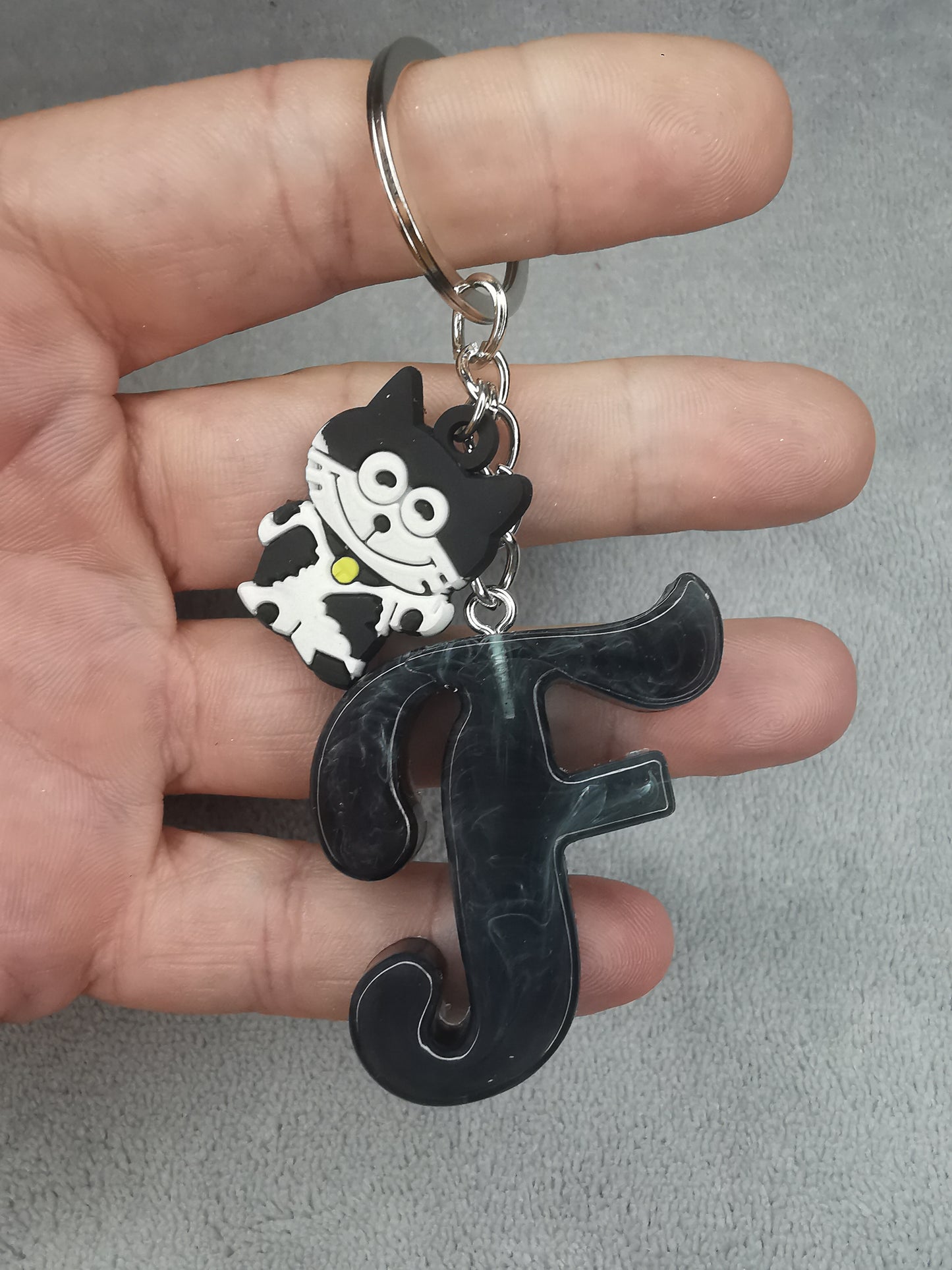Porte clé lettre F