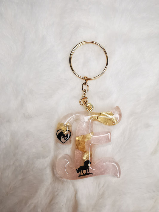 Porte clé lettre E avec cheval