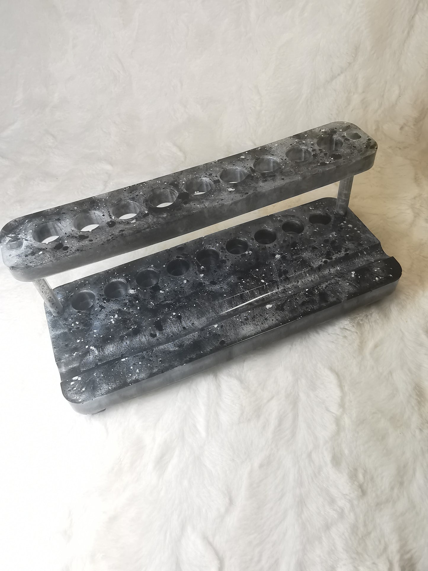 porte stylo et tablette ou telephone