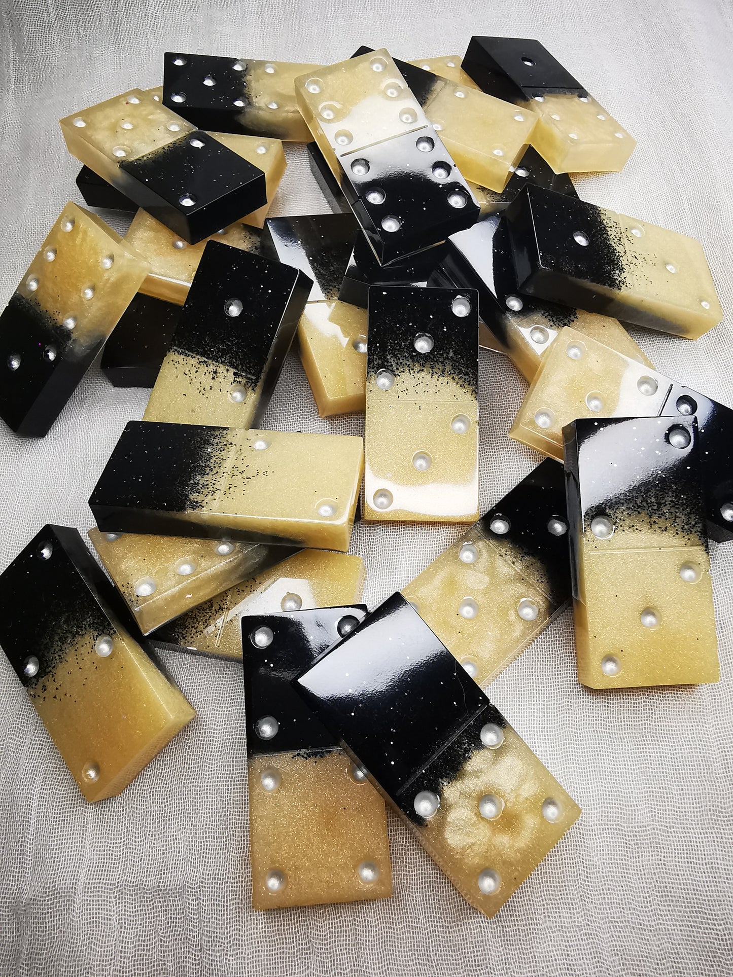 Jeu de domino pailletté noir et cuivré