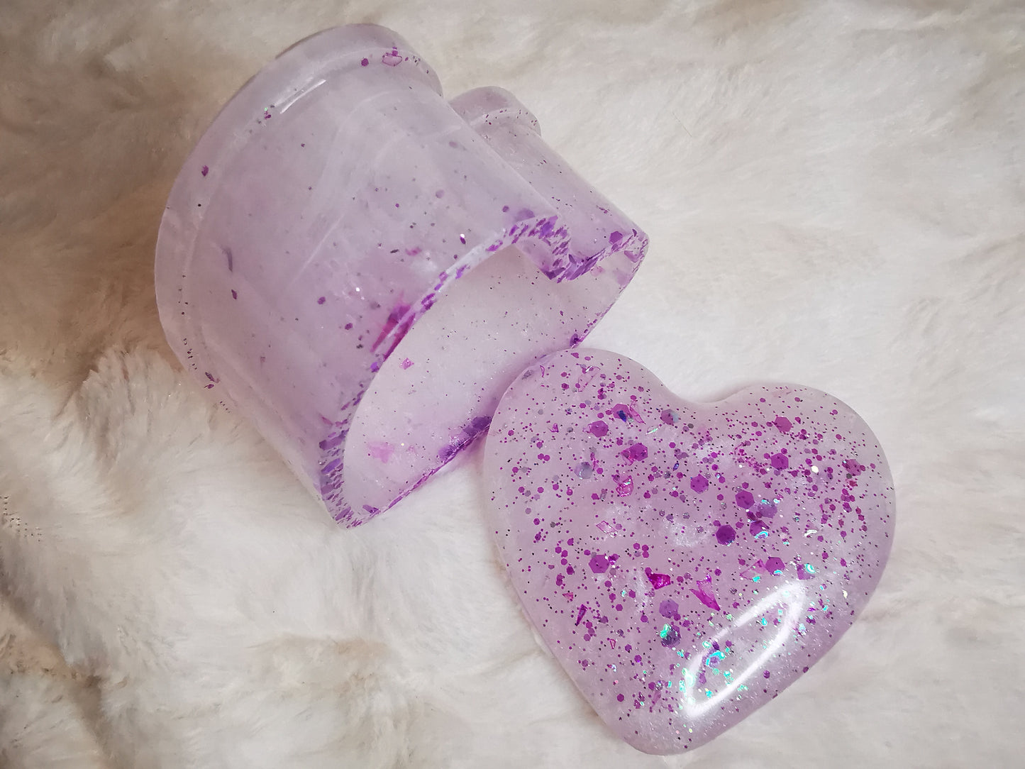 boite coeur violette et rose avec paillettes holographique