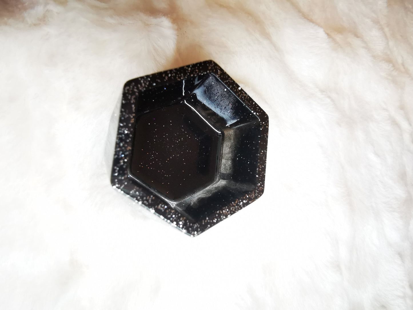 Petit pot noir pailleté