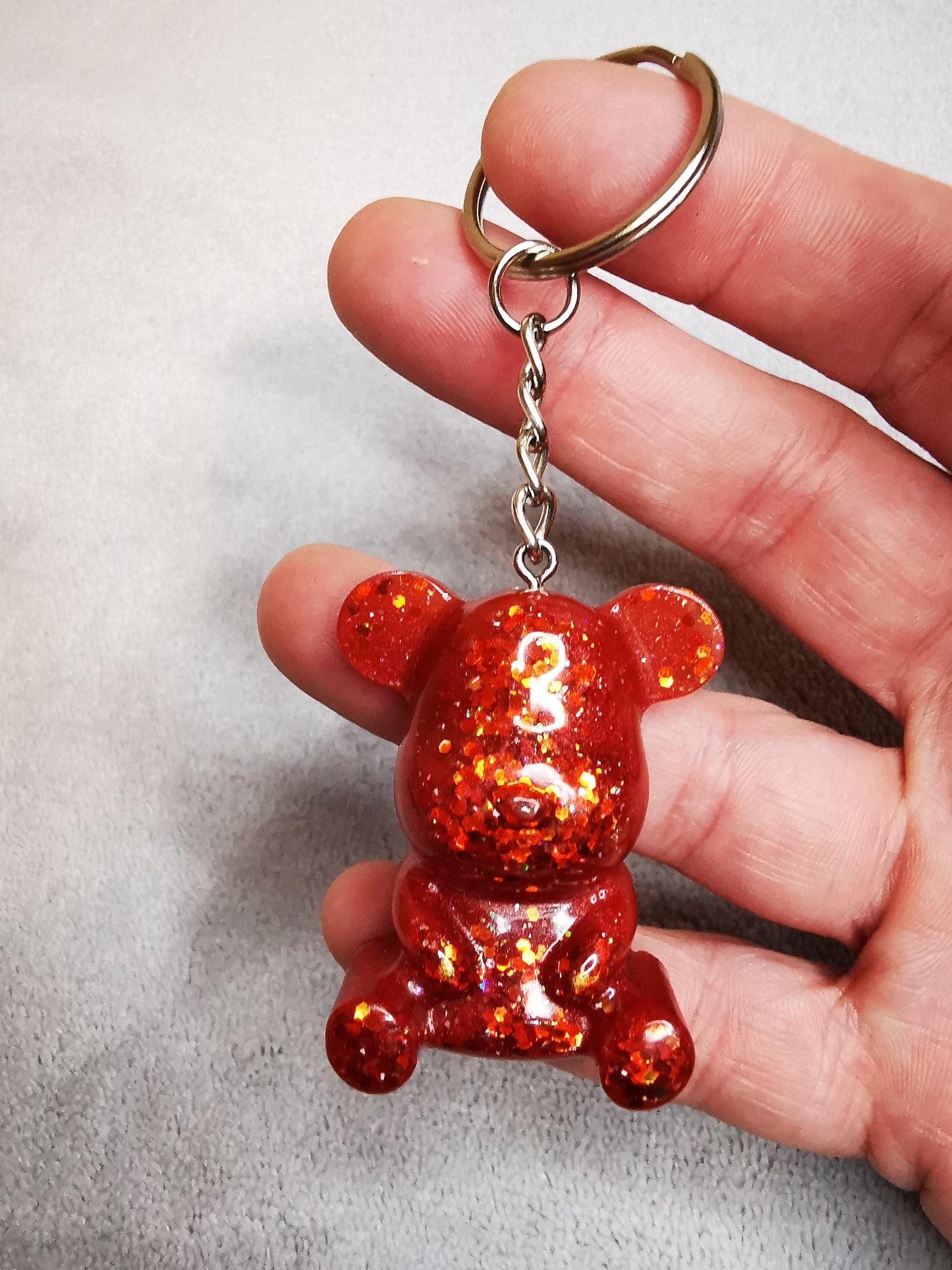 Porte clé ourson rouge pailleté