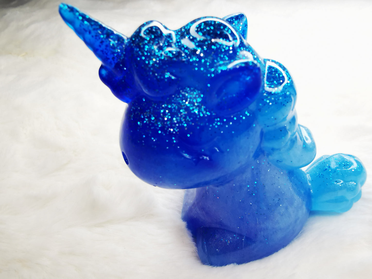 Licorne décorative bleu en degradé acec paillette