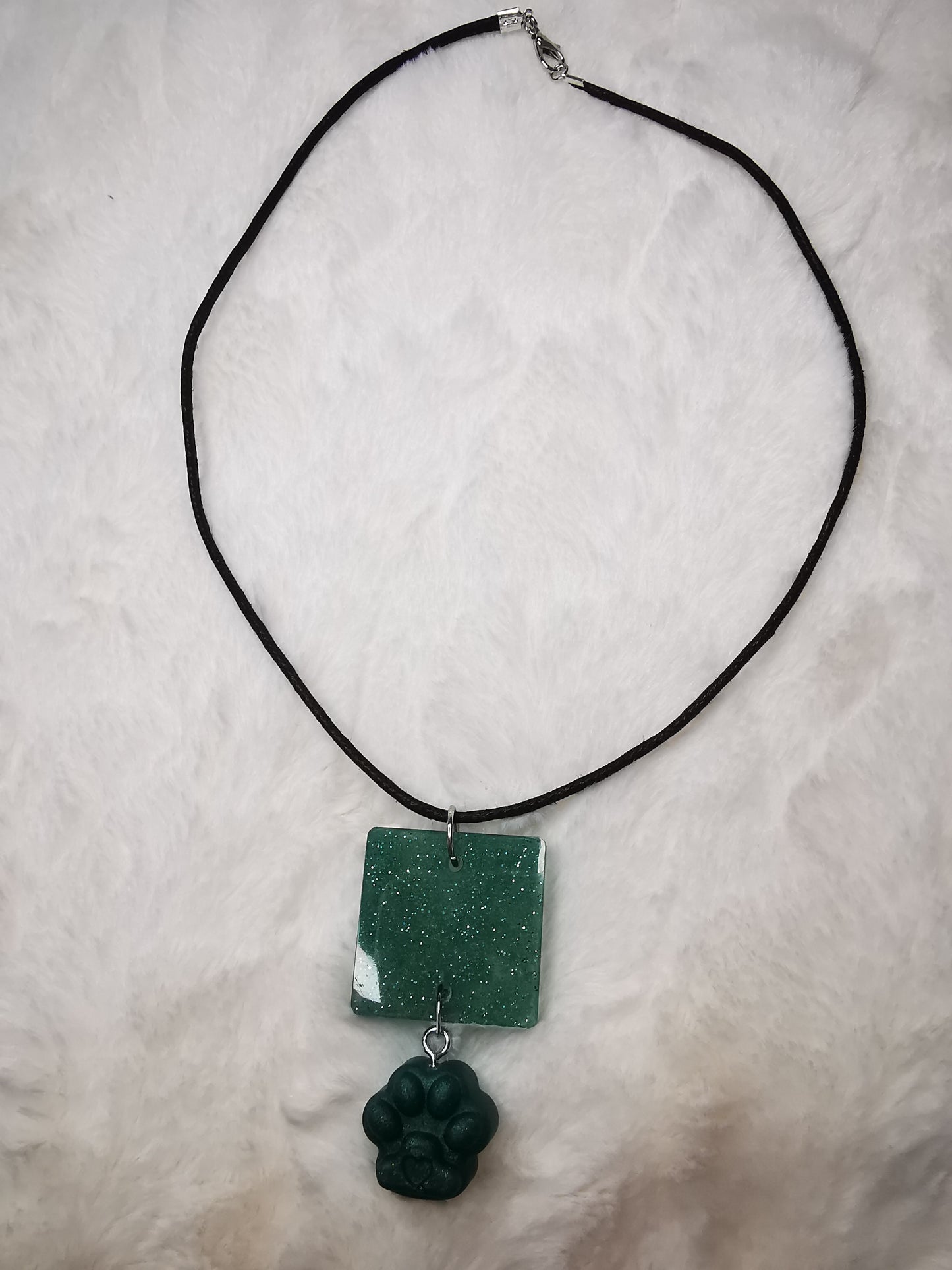 collier patte de chat/chien
