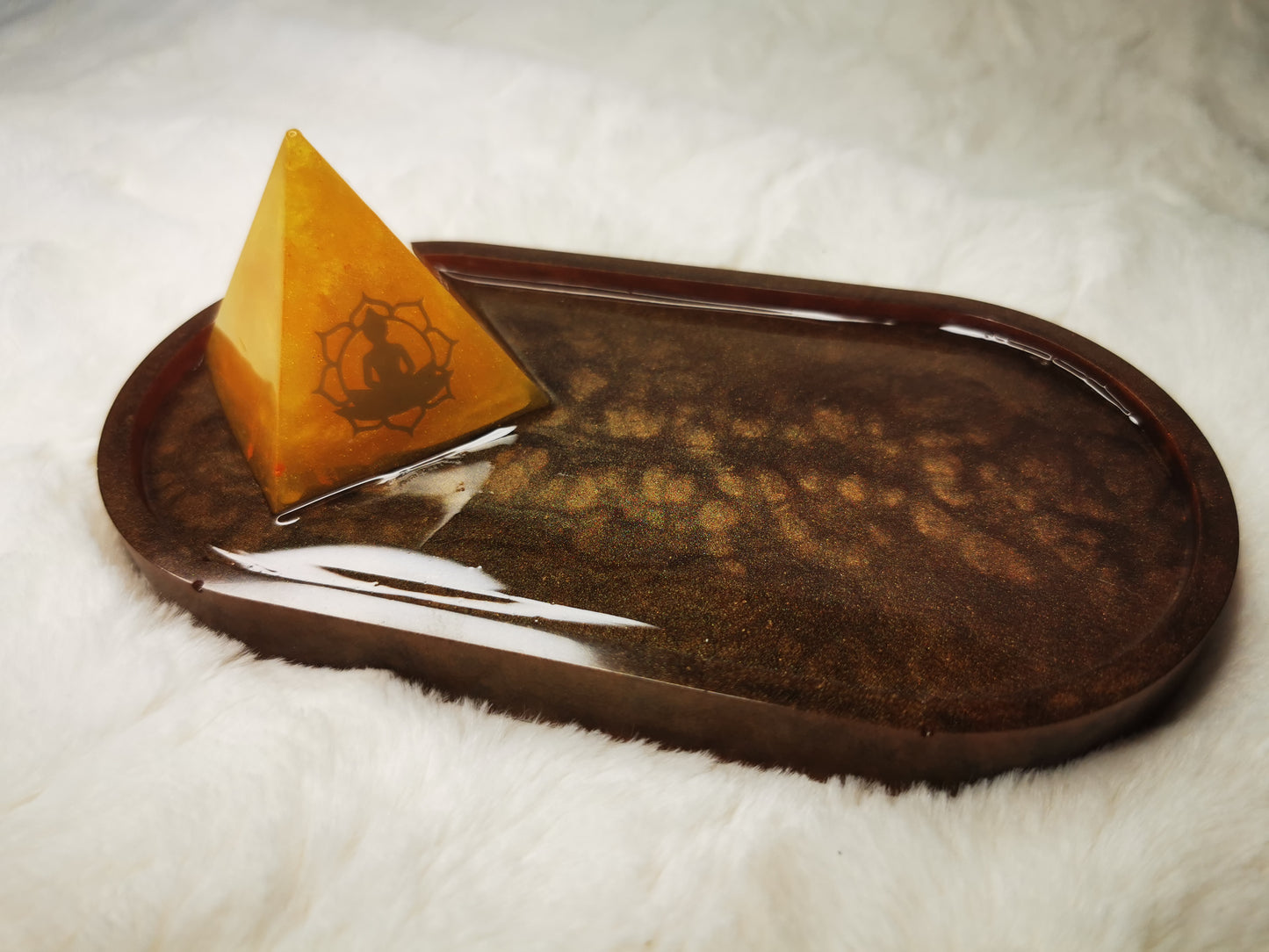 Vide poche avec pyramide shakra