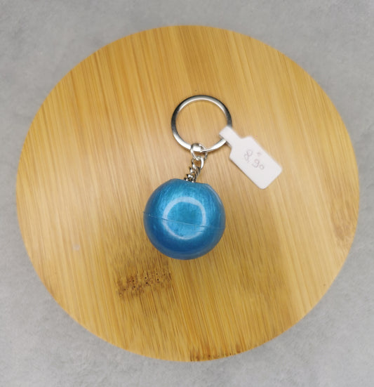 Porte clé boule bleu claire