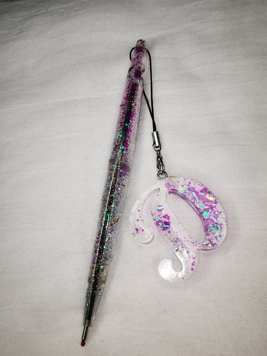 stylo avec lettre D