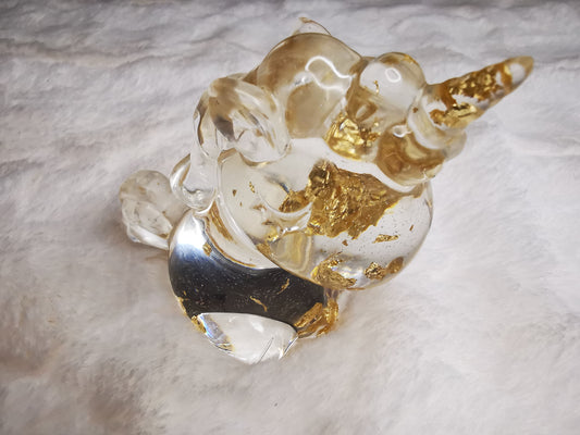 Licorne décorative transparente avec feuille d'or
