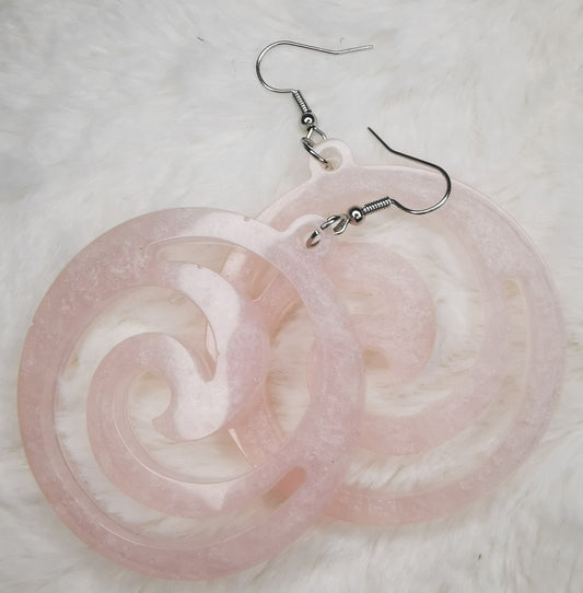 Boucles d'oreilles spirale rose pale