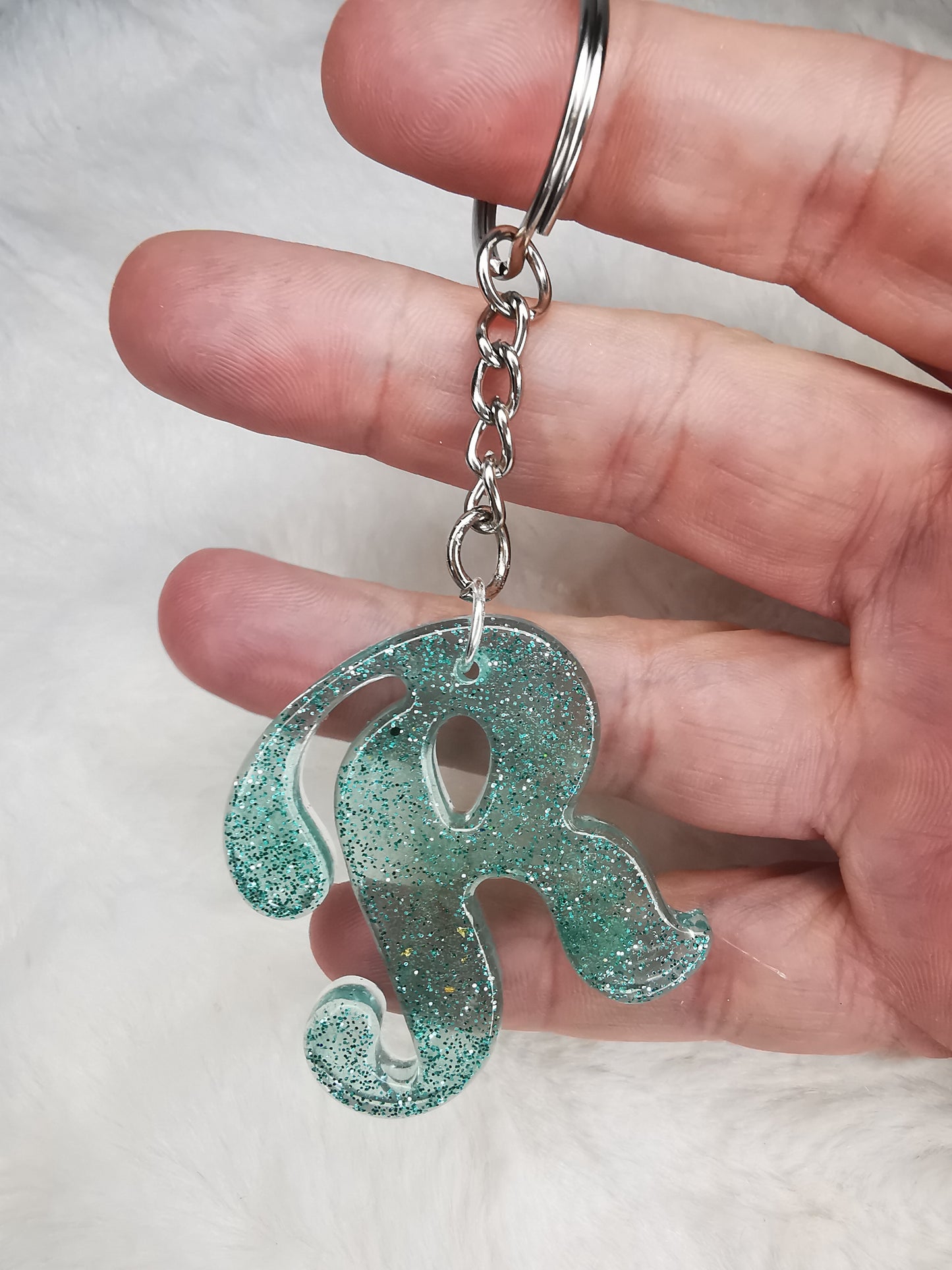 Porte clé lettre R vert pailletté